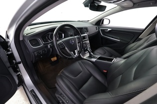 Volvo V60 Cross Country vaihtoauto