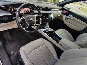 Audi Q8 e-tron vaihtoauto