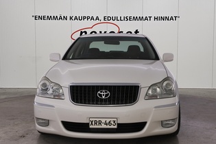 Toyota Crown vaihtoauto