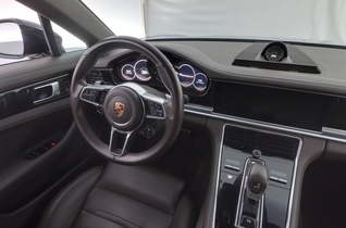 Porsche Panamera vaihtoauto