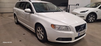 Volvo V70 vaihtoauto