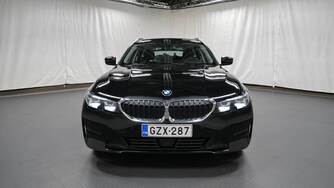 BMW 330 vaihtoauto