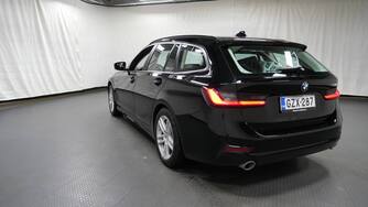 BMW 330 vaihtoauto