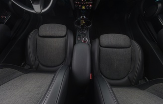 Mini Hatchback vaihtoauto