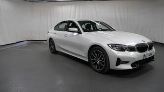 BMW 330 vaihtoauto