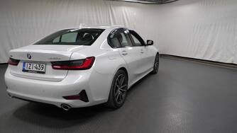 BMW 330 vaihtoauto