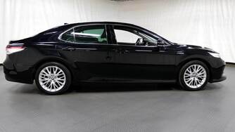 Toyota Camry vaihtoauto