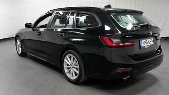 BMW 330 vaihtoauto