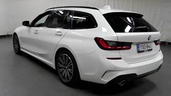 BMW 330 vaihtoauto
