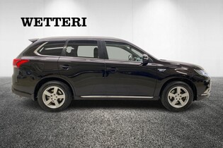 Mitsubishi Outlander PHEV vaihtoauto