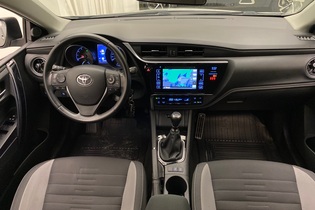 Toyota Auris vaihtoauto