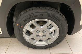 Hyundai INSTER vaihtoauto