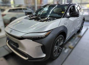 Toyota bZ4X vaihtoauto