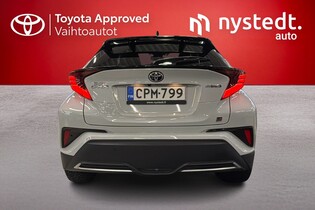 Toyota C-HR vaihtoauto