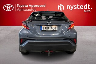 Toyota C-HR vaihtoauto