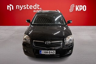 Toyota Avensis vaihtoauto