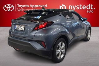 Toyota C-HR vaihtoauto