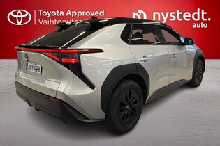 Toyota bZ4X vaihtoauto