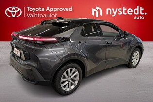 Toyota C-HR vaihtoauto