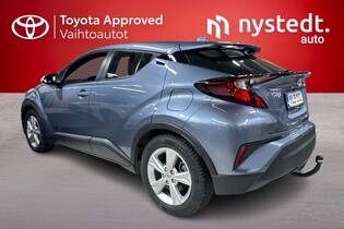 Toyota C-HR vaihtoauto