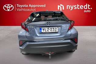 Toyota C-HR vaihtoauto