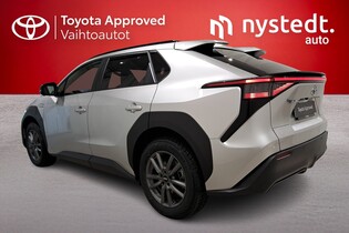 Toyota bZ4X vaihtoauto