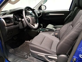 Toyota Hilux vaihtoauto