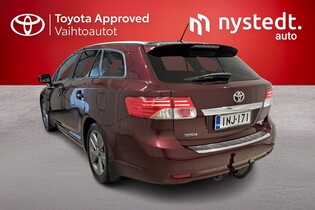 Toyota Avensis vaihtoauto