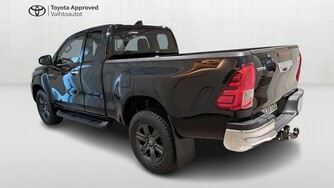 Toyota Hilux vaihtoauto