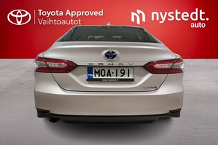 Toyota Camry vaihtoauto