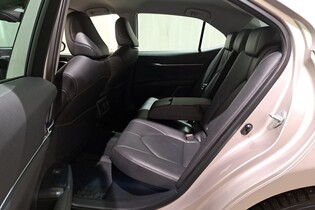 Toyota Camry vaihtoauto