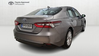 Toyota Camry vaihtoauto