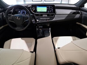 Lexus ES vaihtoauto