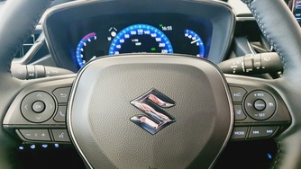 Suzuki Swace vaihtoauto