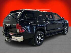 Toyota Hilux vaihtoauto