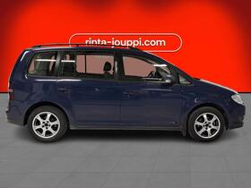 Volkswagen Touran vaihtoauto