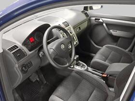 Volkswagen Touran vaihtoauto