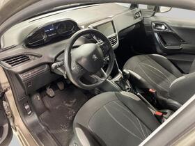 Peugeot 208 vaihtoauto