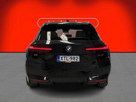 BMW iX vaihtoauto