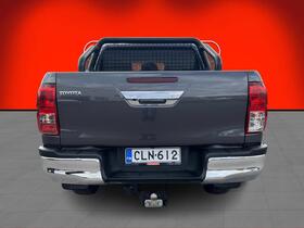 Toyota Hilux vaihtoauto