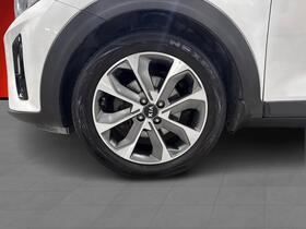 Kia Stonic vaihtoauto