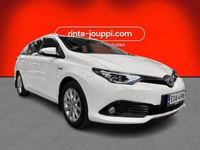 Toyota Auris vaihtoauto