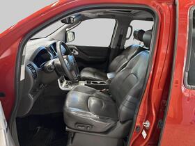 Nissan Navara vaihtoauto