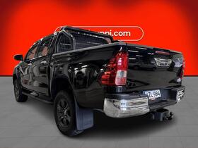 Toyota Hilux vaihtoauto