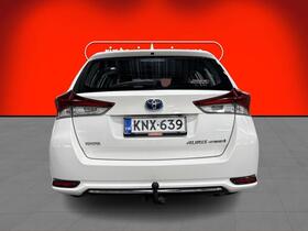 Toyota Auris vaihtoauto