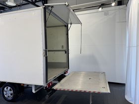 Nissan NV400 vaihtoauto