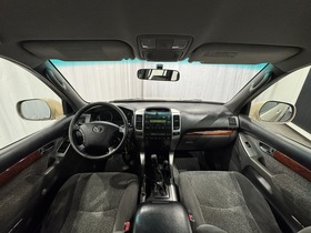 Toyota Land Cruiser vaihtoauto