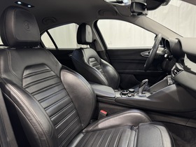 Alfa Romeo Giulia vaihtoauto