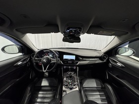 Alfa Romeo Giulia vaihtoauto