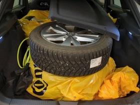 Volkswagen ID.4 vaihtoauto